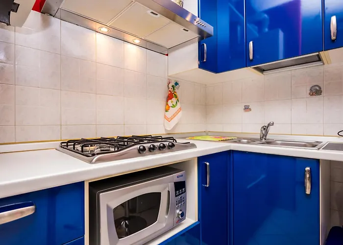 Cozy Rogoredo Next To The Metro And Train Station * Milano